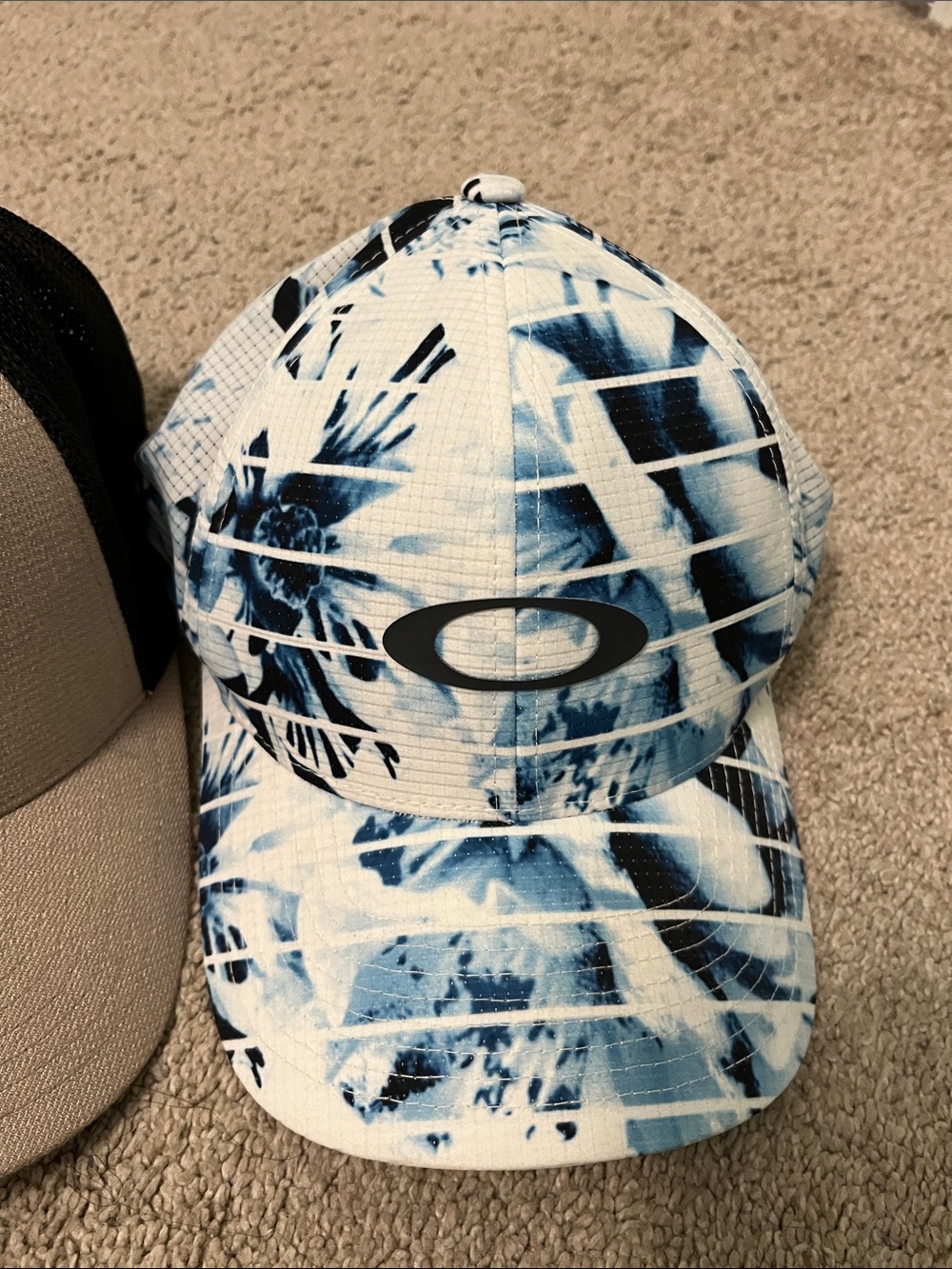 Lot of 3 Oakley Men's Hat with Logo - Picture 14 of 14